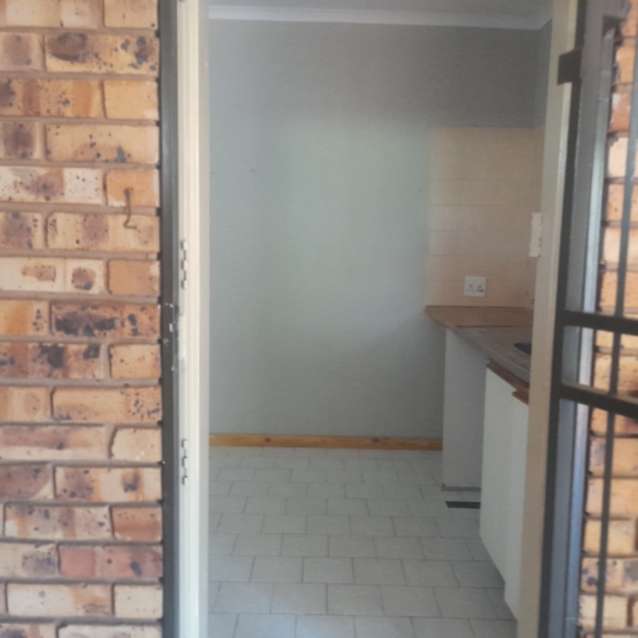 2 Bedroom Property for Sale in Clarina Gauteng