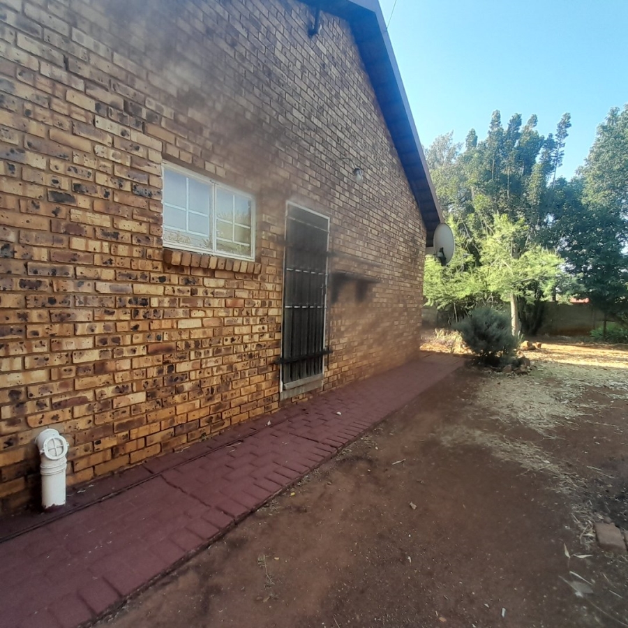 2 Bedroom Property for Sale in Clarina Gauteng