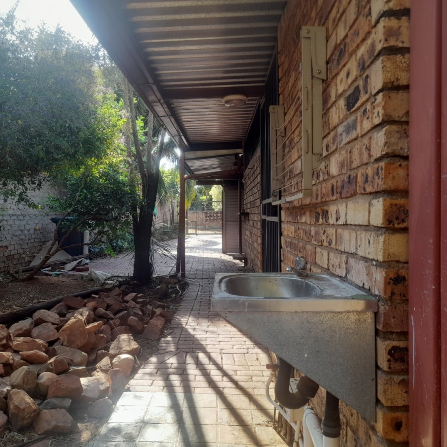 2 Bedroom Property for Sale in Clarina Gauteng