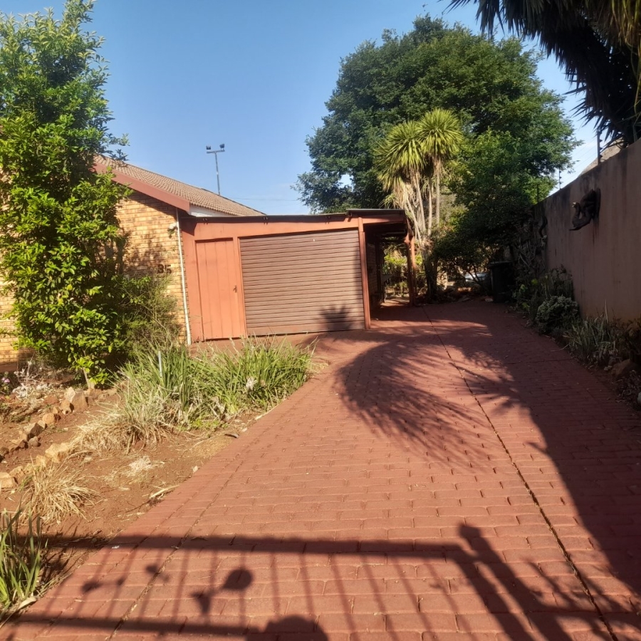 2 Bedroom Property for Sale in Clarina Gauteng