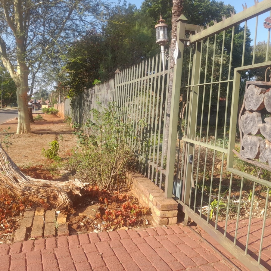 2 Bedroom Property for Sale in Clarina Gauteng