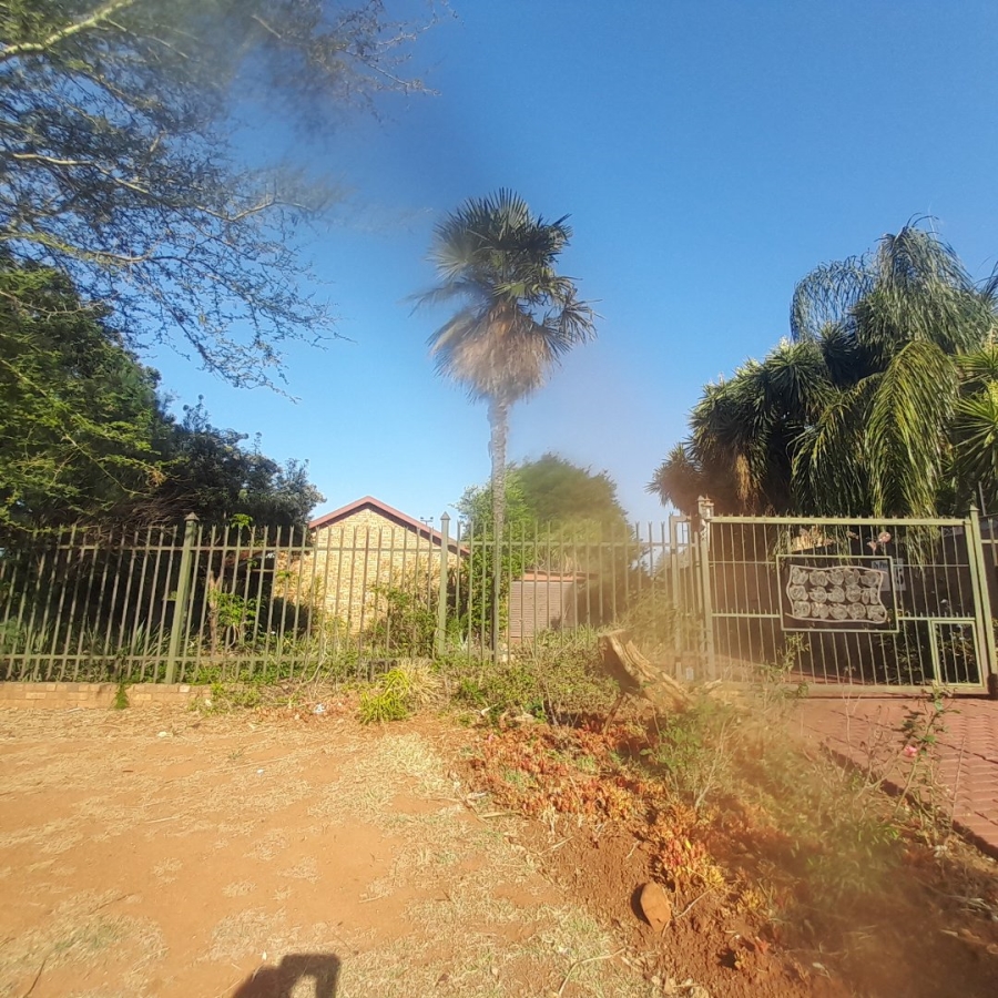 2 Bedroom Property for Sale in Clarina Gauteng