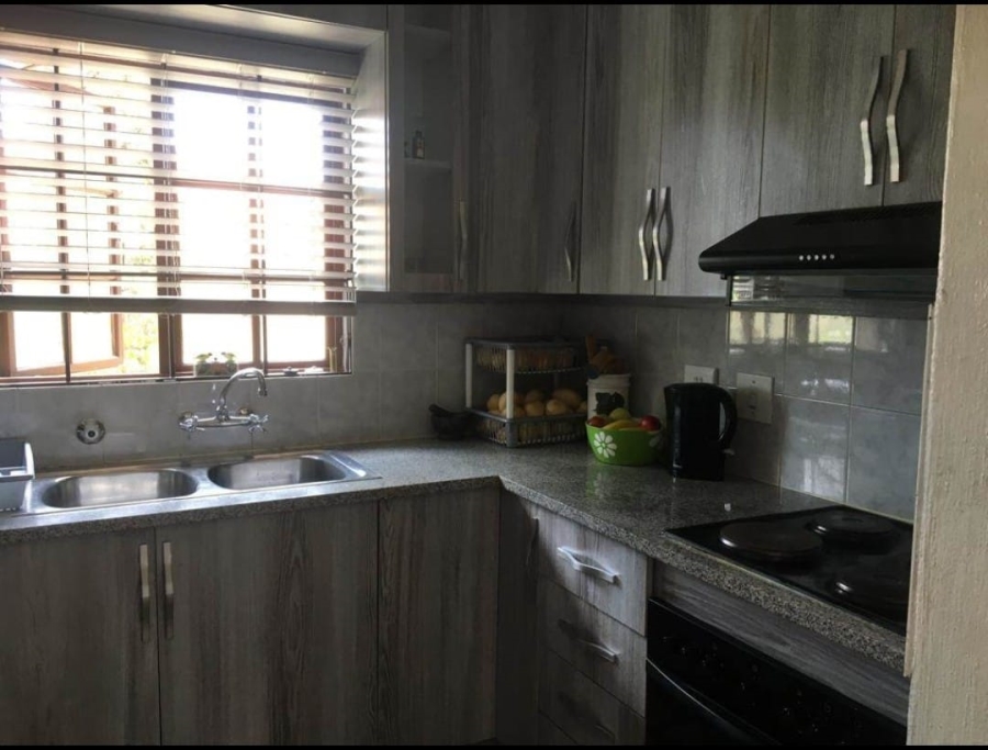 2 Bedroom Property for Sale in Halfway Gardens Gauteng