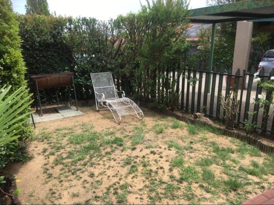 2 Bedroom Property for Sale in Halfway Gardens Gauteng