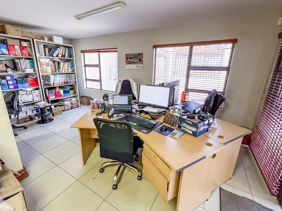 To Let commercial Property for Rent in Eastcliff Gauteng