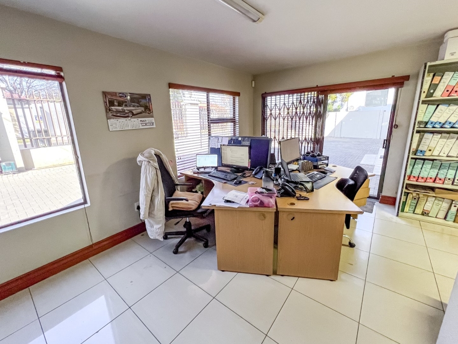 To Let commercial Property for Rent in Eastcliff Gauteng