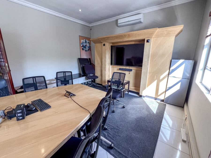 To Let commercial Property for Rent in Eastcliff Gauteng