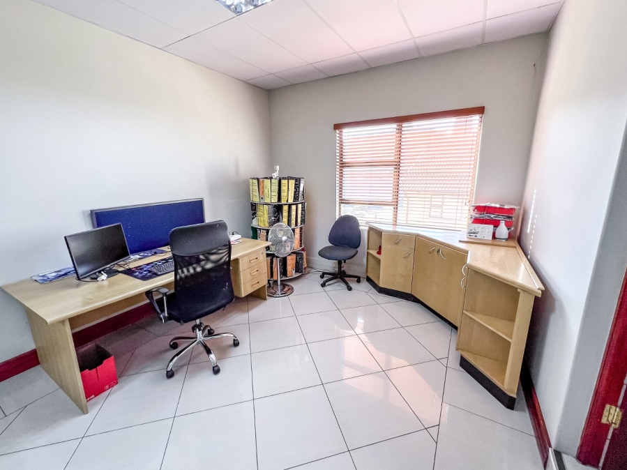 To Let commercial Property for Rent in Eastcliff Gauteng