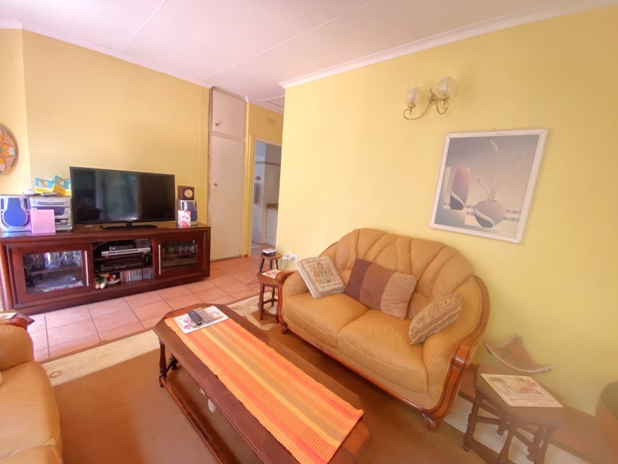 3 Bedroom Property for Sale in Weltevreden Park Gauteng