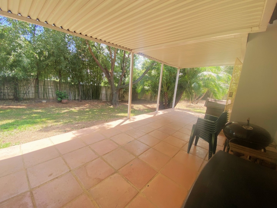 3 Bedroom Property for Sale in Weltevreden Park Gauteng