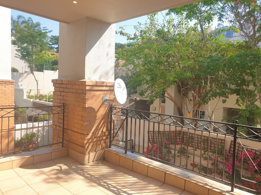 To Let 2 Bedroom Property for Rent in Eltonhill Gauteng