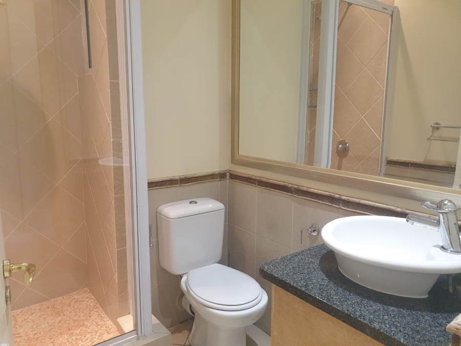 To Let 2 Bedroom Property for Rent in Eltonhill Gauteng