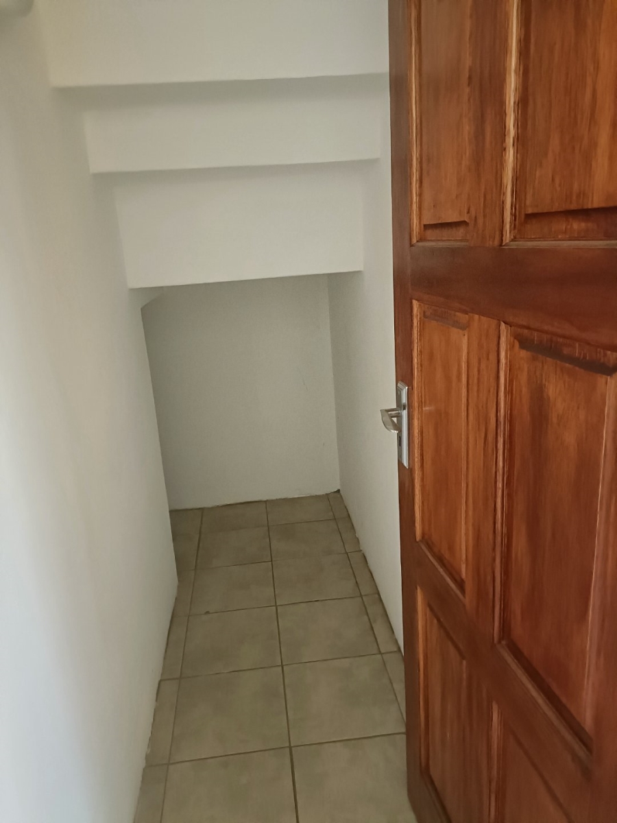 To Let 3 Bedroom Property for Rent in Willowbrook Gauteng