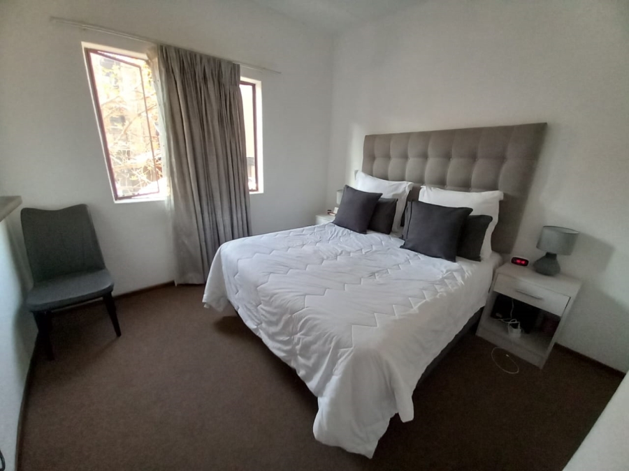 To Let 2 Bedroom Property for Rent in Erand Gardens Gauteng