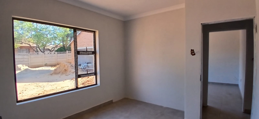 To Let 4 Bedroom Property for Rent in Heuweloord Gauteng