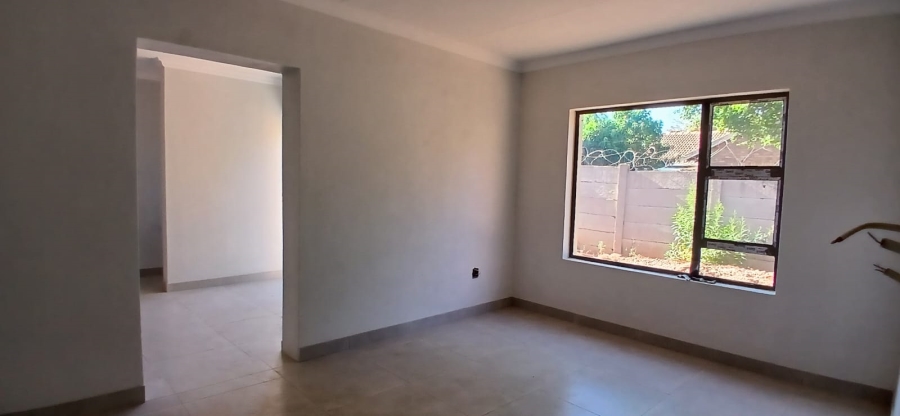 To Let 4 Bedroom Property for Rent in Heuweloord Gauteng