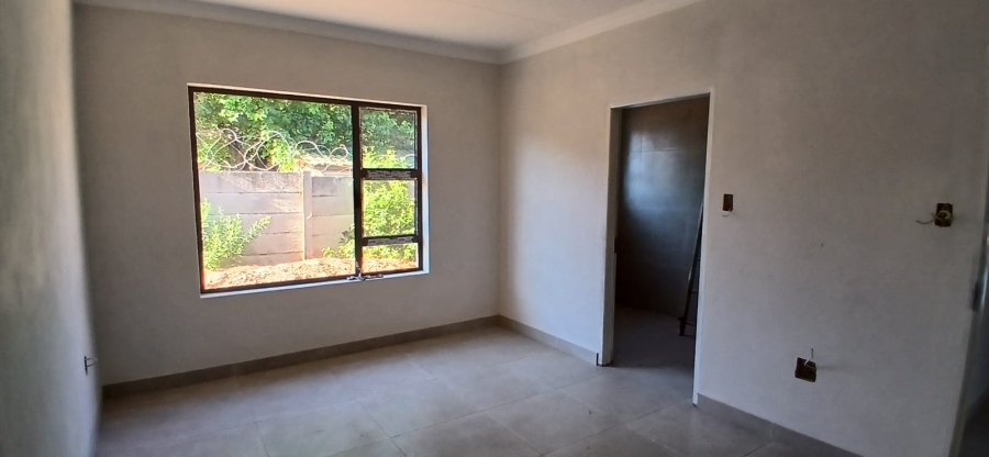 To Let 4 Bedroom Property for Rent in Heuweloord Gauteng