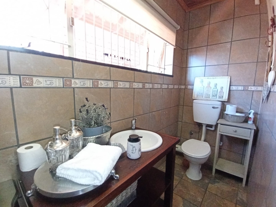 4 Bedroom Property for Sale in Rant En Dal Gauteng