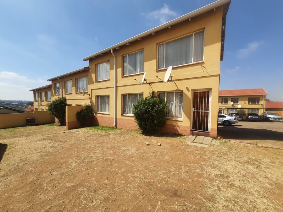 3 Bedroom Property for Sale in Groblerpark Gauteng