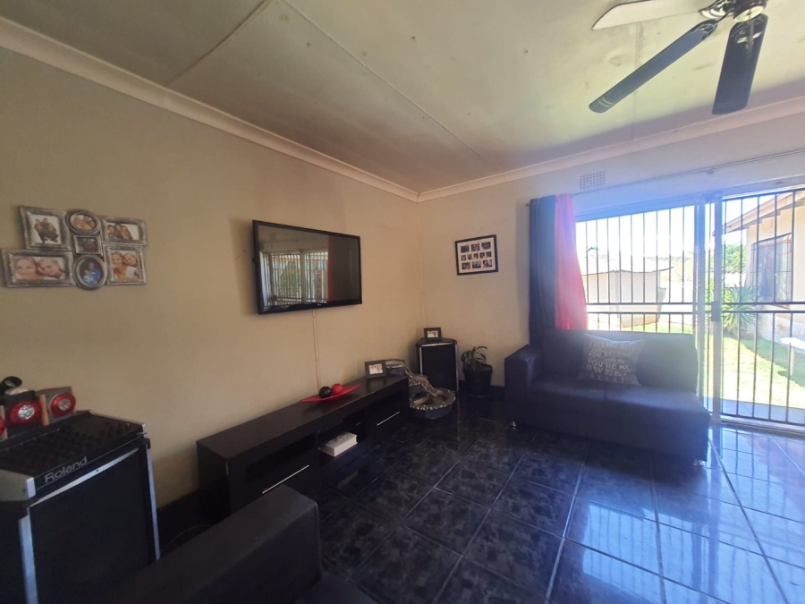 3 Bedroom Property for Sale in Georginia Gauteng