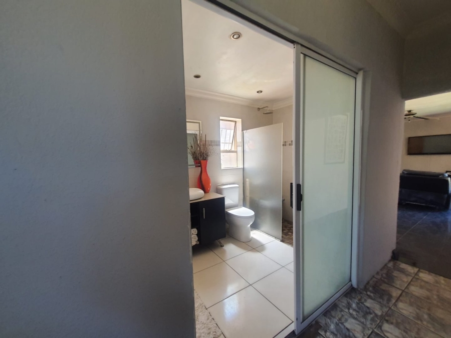 3 Bedroom Property for Sale in Georginia Gauteng