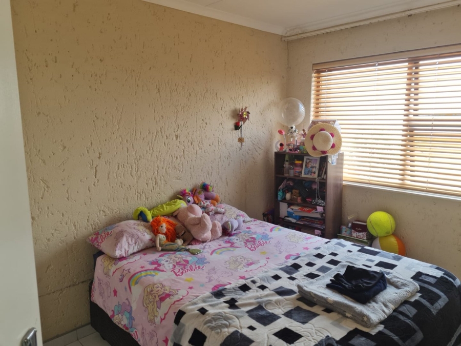 2 Bedroom Property for Sale in Ridgeway Gauteng