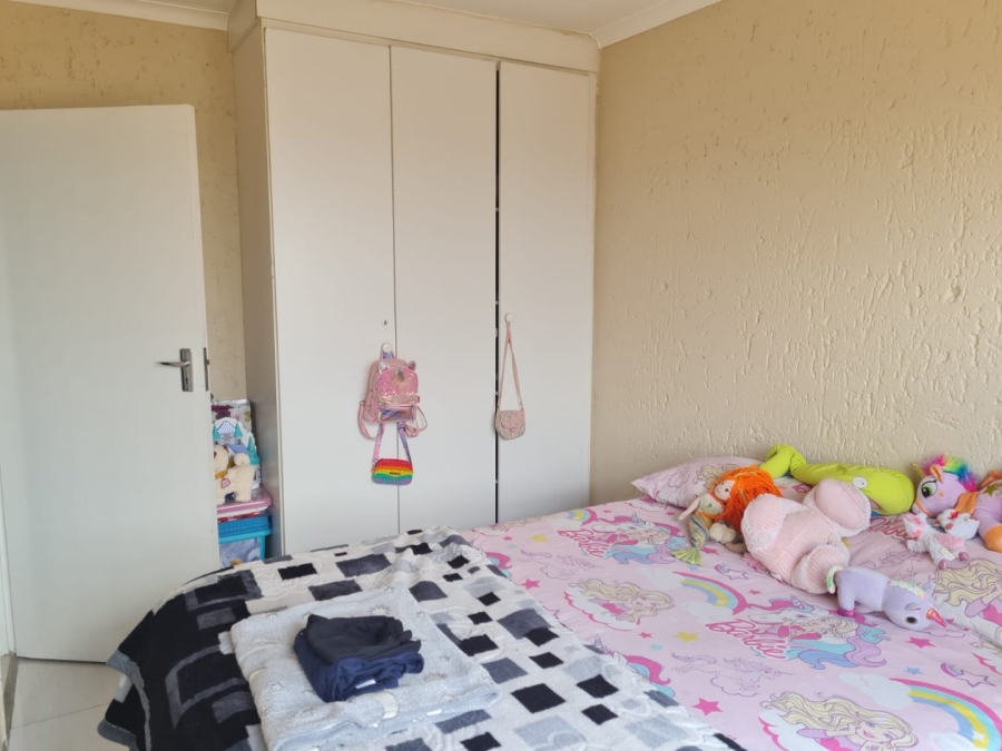 2 Bedroom Property for Sale in Ridgeway Gauteng