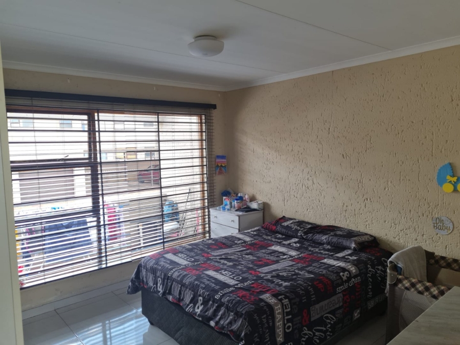 2 Bedroom Property for Sale in Ridgeway Gauteng