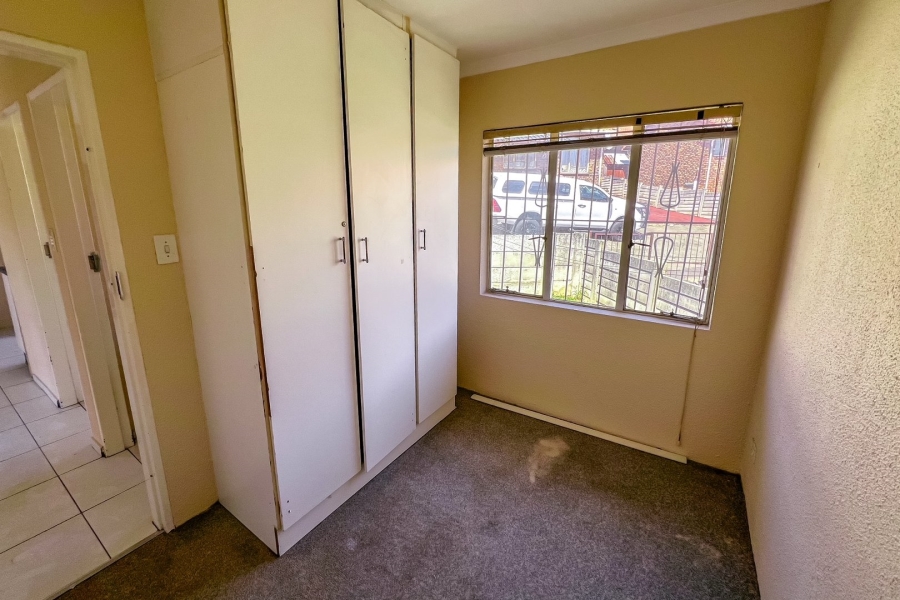 2 Bedroom Property for Sale in Mondeor Gauteng