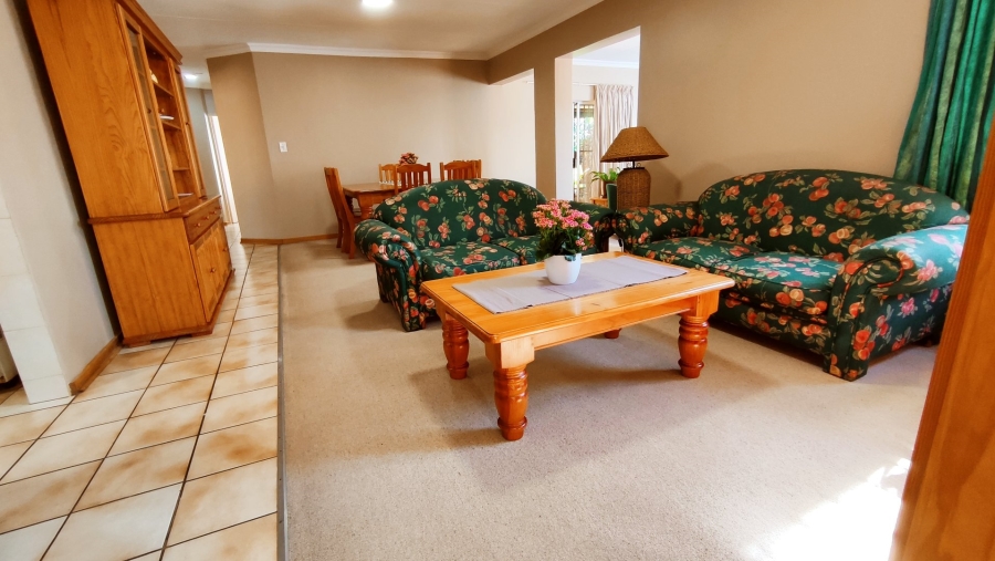 3 Bedroom Property for Sale in Eldoraigne Gauteng