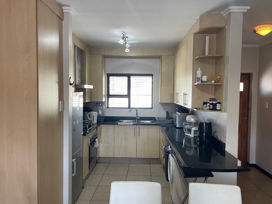 2 Bedroom Property for Sale in Bedfordview Gauteng