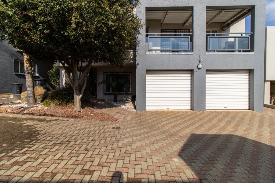 3 Bedroom Property for Sale in Bassonia Gauteng