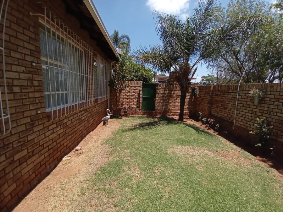 3 Bedroom Property for Sale in Noordheuwel Gauteng