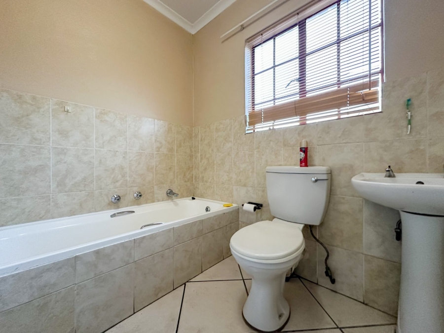 3 Bedroom Property for Sale in Elandspark Gauteng