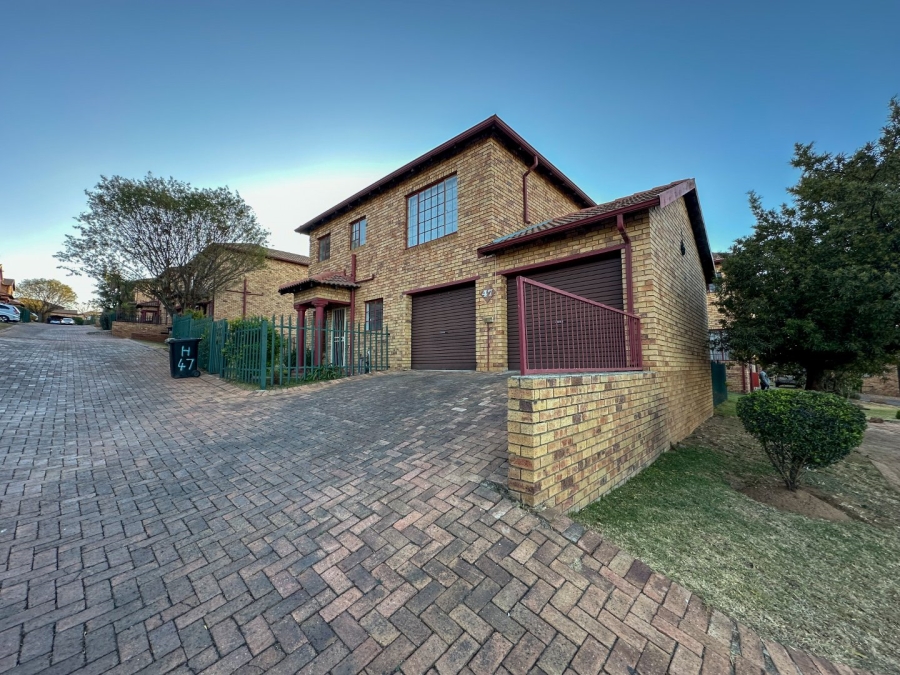 3 Bedroom Property for Sale in Elandspark Gauteng