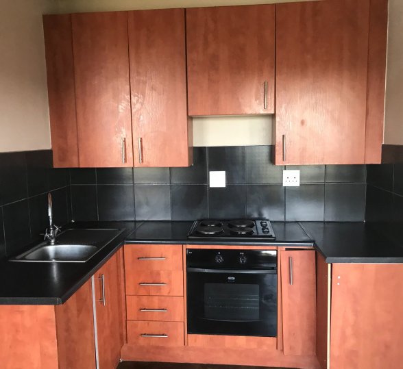 To Let 4 Bedroom Property for Rent in Hatfield Gauteng