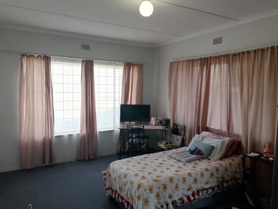 To Let 1 Bedroom Property for Rent in Blairgowrie Gauteng