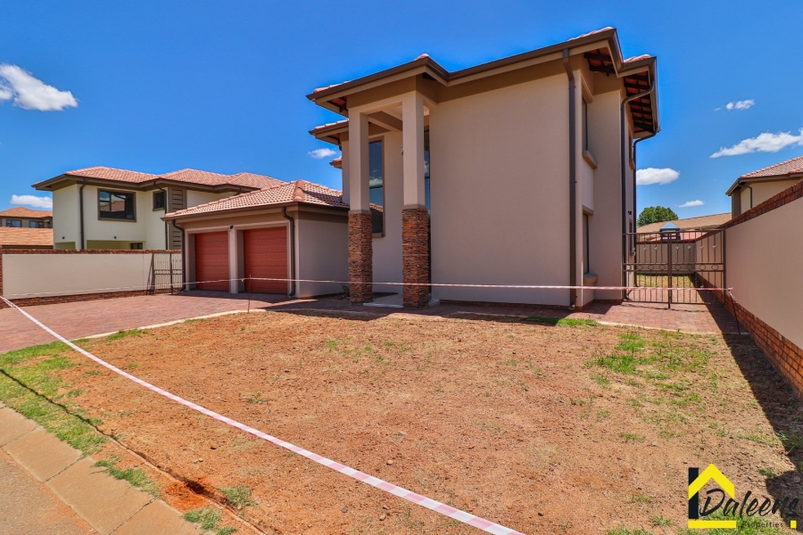 4 Bedroom Property for Sale in Comet Gauteng