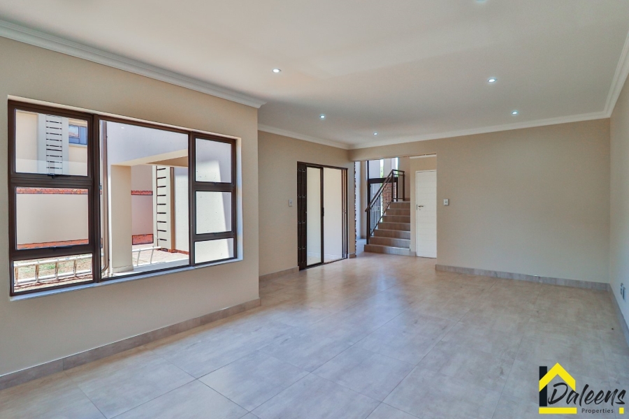 4 Bedroom Property for Sale in Comet Gauteng