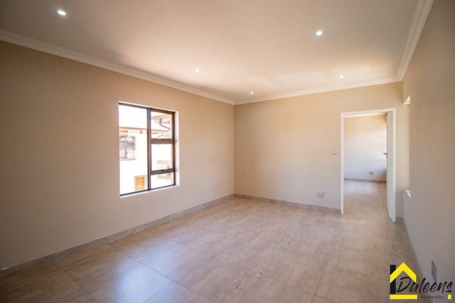 4 Bedroom Property for Sale in Comet Gauteng