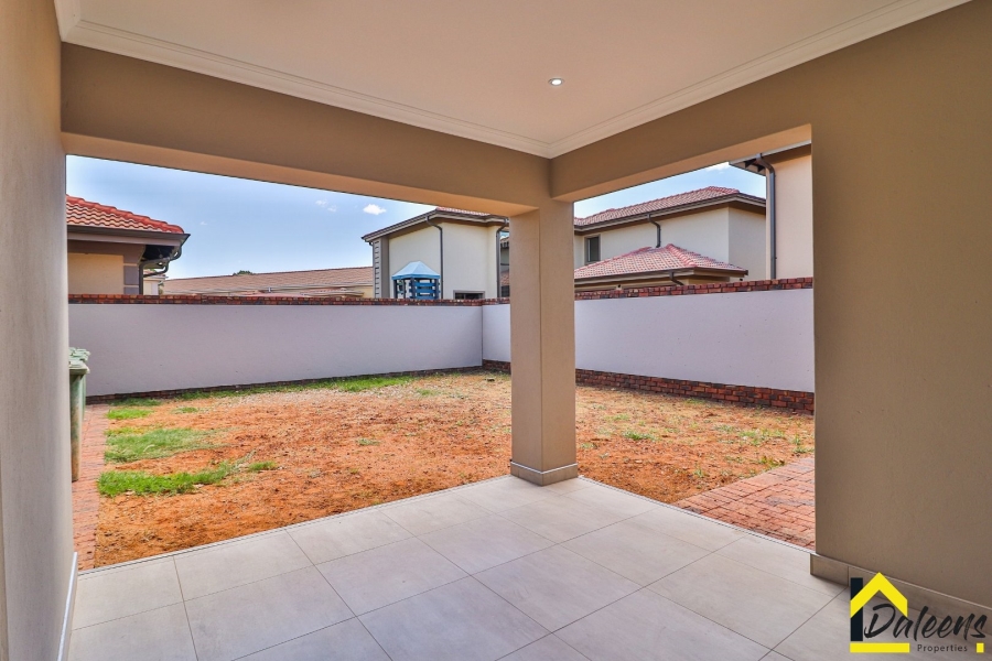 4 Bedroom Property for Sale in Comet Gauteng