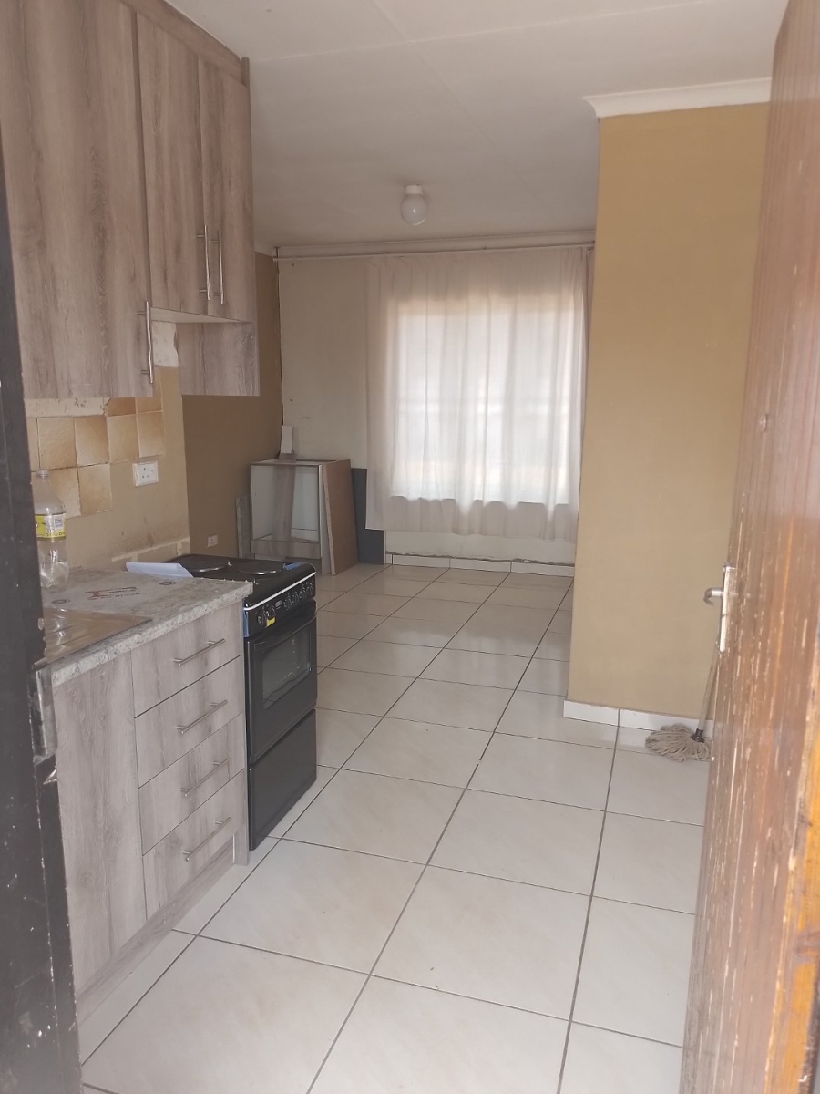 To Let 2 Bedroom Property for Rent in Kagiso Gauteng