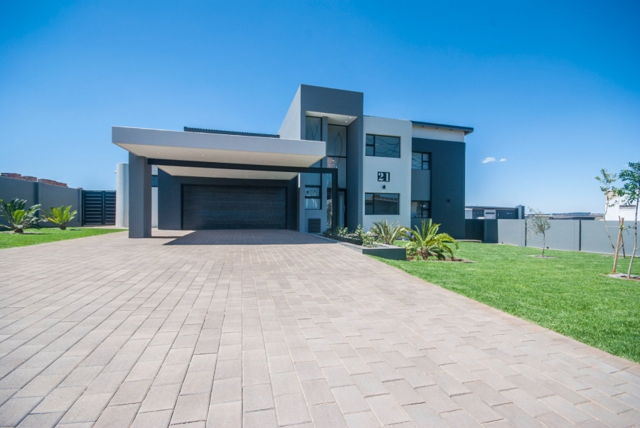 4 Bedroom Property for Sale in Midstream Heights Gauteng