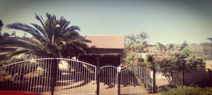 3 Bedroom Property for Sale in Ridgeway Gauteng