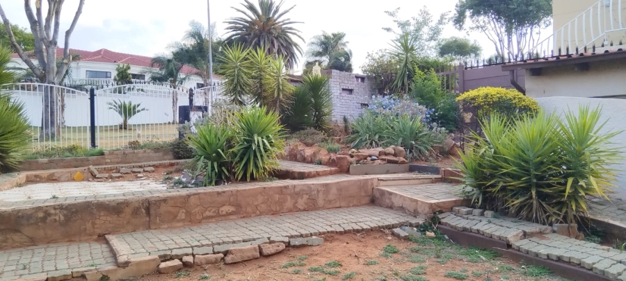 3 Bedroom Property for Sale in Ridgeway Gauteng