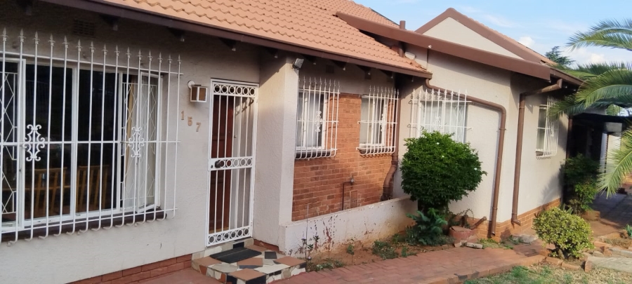 3 Bedroom Property for Sale in Ridgeway Gauteng