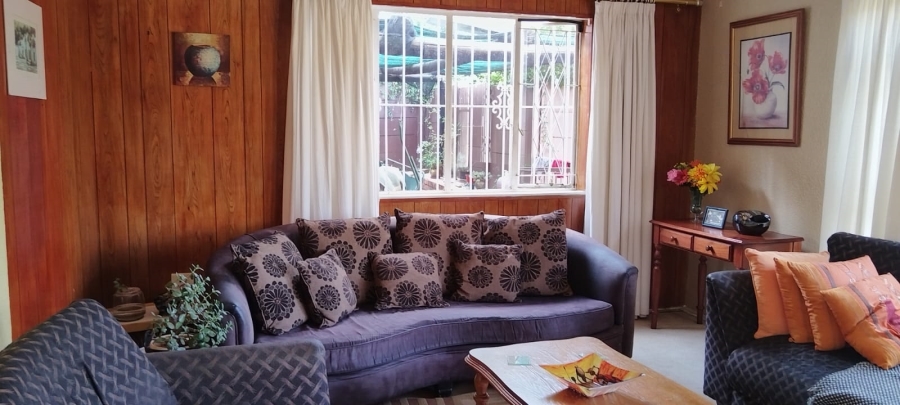 3 Bedroom Property for Sale in Ridgeway Gauteng