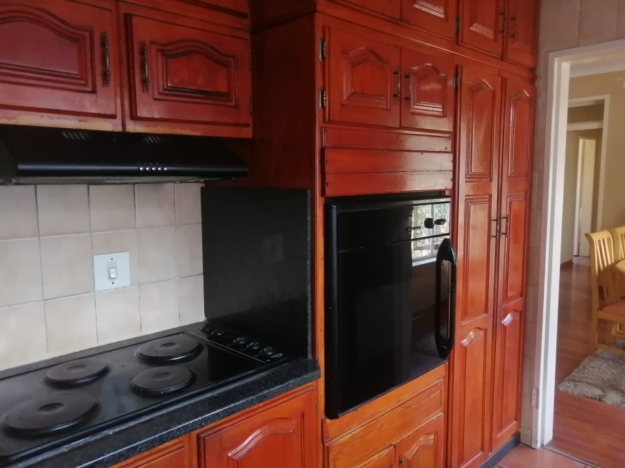 3 Bedroom Property for Sale in Ridgeway Gauteng