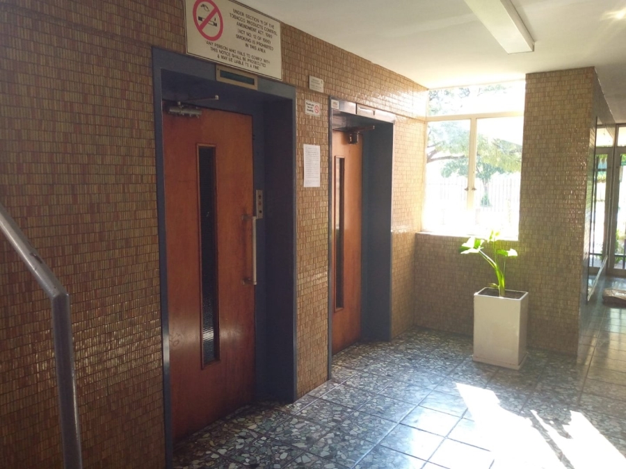 To Let 2 Bedroom Property for Rent in Queenswood Gauteng