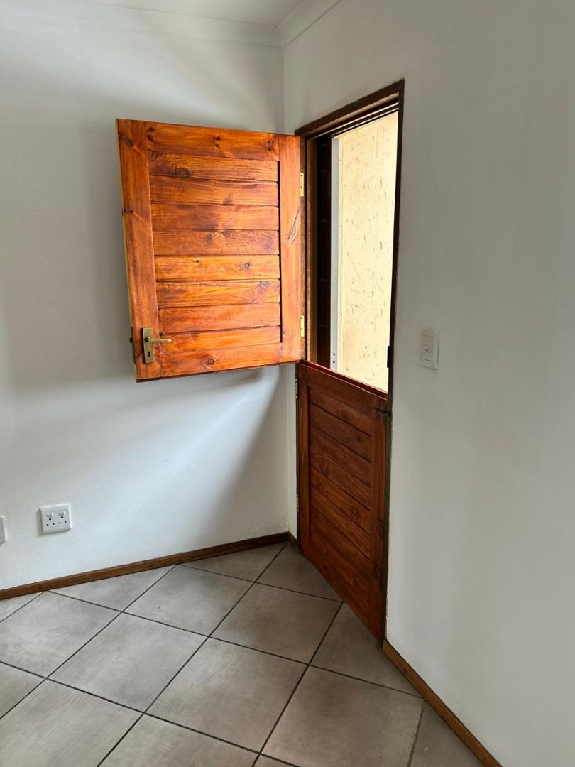 1 Bedroom Property for Sale in Albertsdal Gauteng